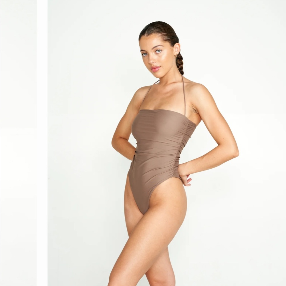 NEW NYUD SWIM-PALMA ONE PIECE SWIMSUIT SZ M